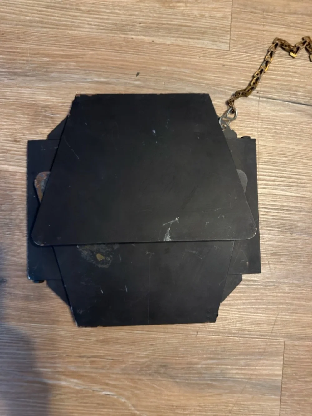 Black Four-Leaf Barn Door Light Modifier